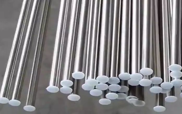 Stainless Steel 303 Round Bar Supplier | UNS S30300, ASTM A276 Grade | Girish Metal India Stainless Steel 303 Round Bar Supplier In India