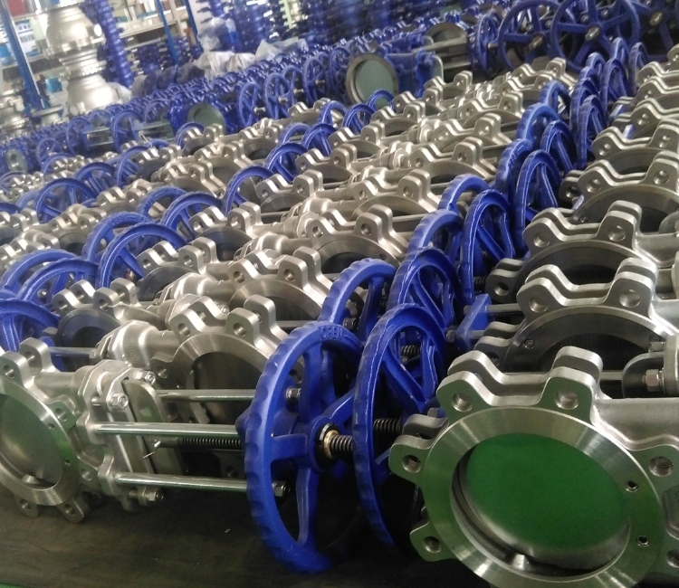 Rugged Gate Valves Manufacturer & Supplier | Astm A217 Wc11 Grade | Raajendra Impex gate valves high pressure isolation service manufacturer.jpg