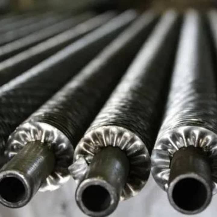 304 Stainless Steel Fin Tube Austenitic Grade Corrosion Resistant Durable Fin Attachment Manufacturer In India